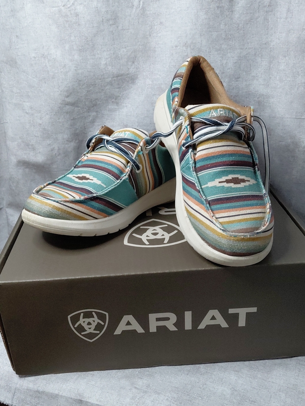 Ariat HILO Canvas Shoes Size 7.5